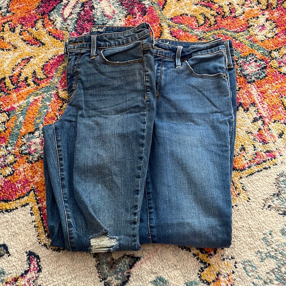 2 Universal Thread Skinny Jeans